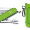 Kleines Taschenmesser Classic SD Smashed Avocado mit Silikonhülle grün
